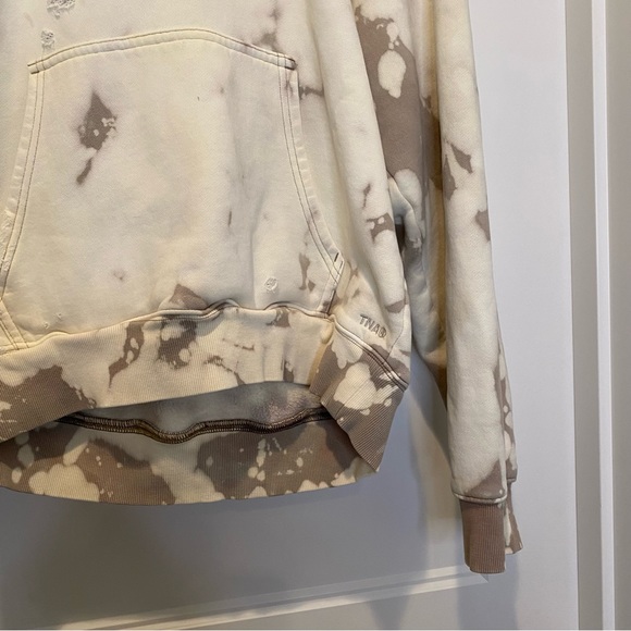 Aritzia TNA Taupe Cream Distressed Tie Dye Cowhide Cozy Fleece Hoodie Size M - Picture 6 of 14